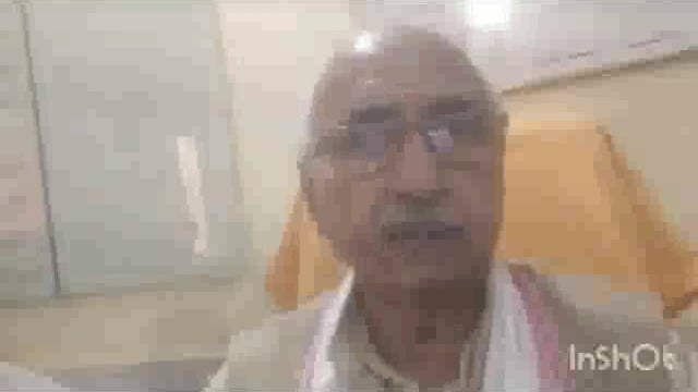 थाना फरहा अध्यक्ष नगर पंचायत फरहा चेयरमैन साल ग्राम बटिया 15 अगस्त स्वतंत्रता दिवस के अवसर पर विकास के उपलक्ष में बात की