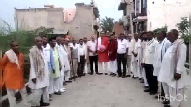 छाता तहसील के 18 गांवों के किसानों को फसल बीमा कंपनी की लापरवाही के चलते नहीं मिल पा रहा है बीमा का पैसा