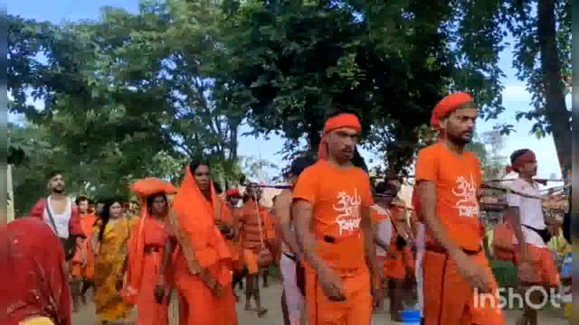 सावन का मलमास खत्म होते हैं कांवरियों की भीड़ उमड़ पड़ी है यह सभी कमरिया सोमवार को बाबा नगरी देवघर में जलाभिषेक करेंगे