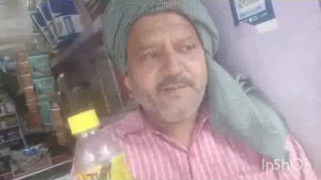 मथुरा थाना फरह गांव कुरकुंडा गोल्ड रिंग मैं निकला कीड़ा दुकानदार वीरेंद्र सिंह मोबाइल नंबर 9536 4634 31 माल लिया मुकेश 