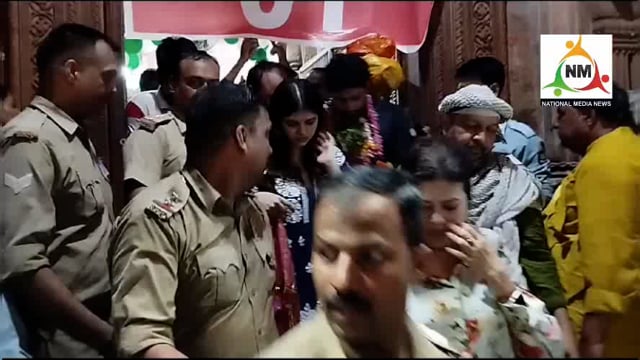 धर्म नगरी वृंदावन में पहुंचे ग़दर 2 के कलाकारों ने ठाकुर बांके बिहारी जी के दर्शन कर लिया आशीर्वाद।