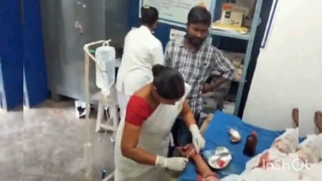 बाइक के धक्के से किसान जख्मी, सामुदायिक स्वास्थ्य केंद्र में कराया उपचार