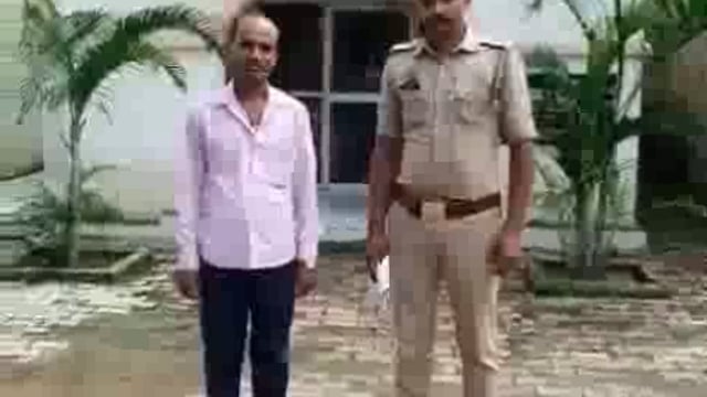 मारपीट के आरोपी 1 अभियुक्त को त्रिलोकपुर पुलिस ने सिकरा बुजुर्ग से किया गिरफ्तार