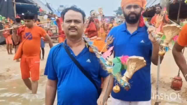 श्रावण मास के अंतिम सोमवारी को लेकर उमड़ी डाक कांवरियों की भीड़, श्रद्धालुओं ने डाक बमों की खुब की सेवा