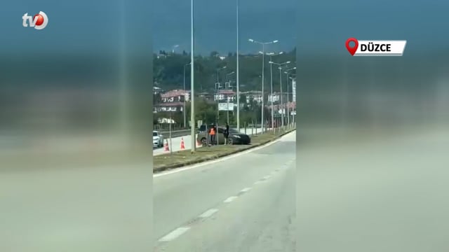 Yolu Kaçıran Sürücü Refüje Çıktı