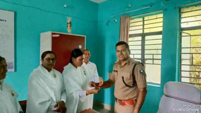 ब्रह्मकुमारी बहनों ने अधिकारियों को बांधी राखी दिया ईश्वरीय संदेश