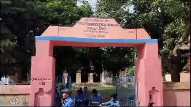 अमरपुर नगर पंचायत के दो विद्यालयों से अज्ञात चोरों ने करीब 28 क्विंटल चावल चोरी कर हुआ फरार