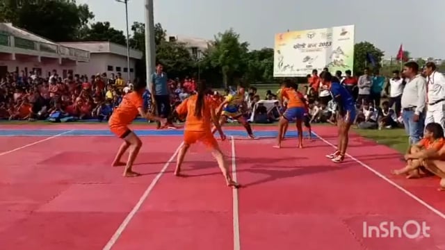 जिलाधिकारी पुलकित खरे ने गणेश्वरा स्टेडियम में खेलो ब्रज 2023 प्रतियोगिता का किया समापन समारोह 