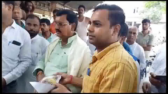 सुगौली शहर को मिलेगा जल निकासी की समस्या से निजात,विधायक ने किया 3.24 करोड़ से बनने वाले नाला का शिलान्यास।