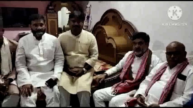 आजमगढ़ गुलामी का पुरा शोक सवेदना करने पहुंचे राष्ट्रीय सपा प्रदेश अध्यक्ष अल्पसंख्यक शकील नदवी