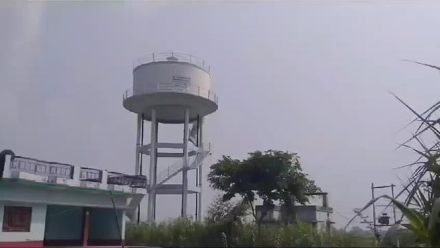 लाखों से बना पानी की टंकी बनकर रह गया है शोपीस, ग्रामीणों को नहीं मिलती कोई सुविधा