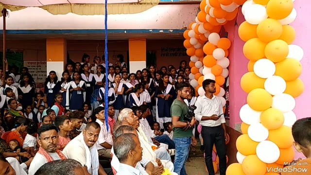 शिक्षक के सेवानिवृत होने पर शाहपुर में किया गया विदाई समारोह का आयोजन