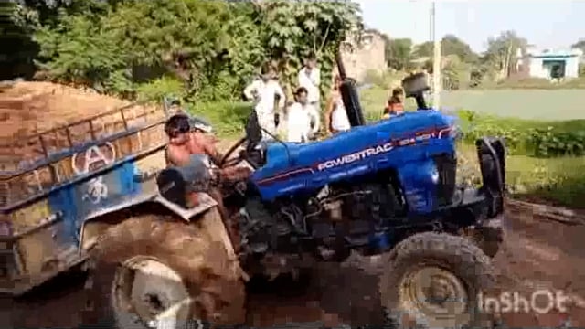 खैर तहसील क्षेत्र के गांव शिवाला खुर्द राष्ट्रीय राजमार्ग नौझील बजाना रोड,पर,हो रहे गड्ढे हादसों को दे रहे हैं नौता