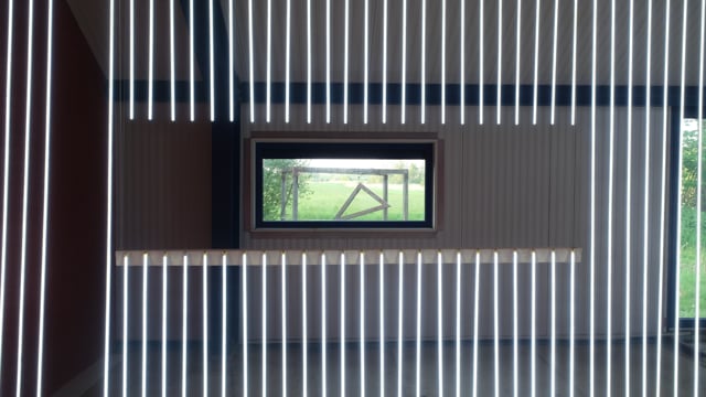 Peter Vink — de rode ruimte, site-specific light installation