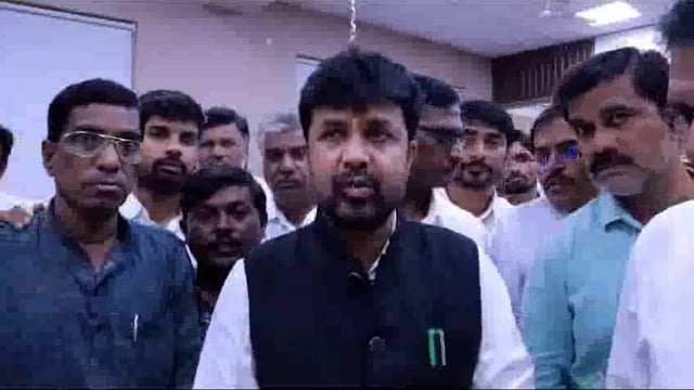 राज्य सरकार शेतकऱ्यांच्या पाठीशी,कॅबिनेट मंत्री संजय बनसोडे