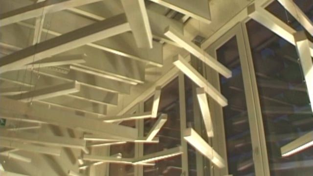 Peter Vink — Stadsdeelhuis Oost, site-specific light installation