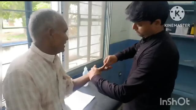 सूर्यगढ़ा -घास काट लेने को लेकर पूछने पर एक व्यक्ति को मारपीट करके किया जख्मी इलाज सीएचसी में किया गया।