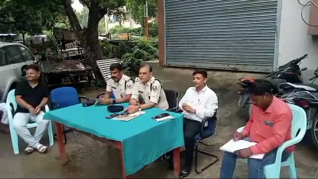 चेहल्लुम एवं कृष्ण जन्माष्टमी पर्व को लेकर अमरपुर थाना परिसर में शांति समिति की हुई  बैठक