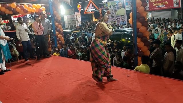 महाराष्ट्र नवनिर्माण सेना के नेता सतीश वैध ने भव्य आयोजन किया दहीहंडी का मानखुर्द शिवाजी महाराज नगर में 