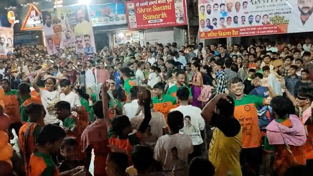 दहीहंडी का उत्साह में गोविंदाओ ने झूम कर नाचे मुंबई मानखुर्द 