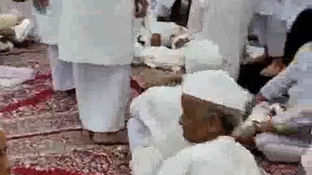 मौलाना मुफ्ती अब्दुल बातीन साहब  बाईसी सरदार इकरामुद्दीन साहब की मौजूदगी में  सरदार महतो साहिबान की दास्तान बंदी हुई