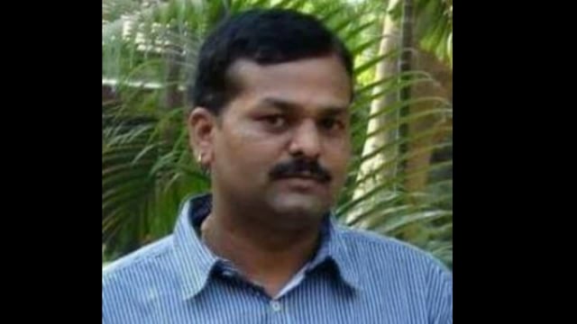 मानदेशातील साहित्यिक कालिदास शिंदे व मेघा पाटील यांना गावगाडा साहित्य पुरस्कार प्रदान