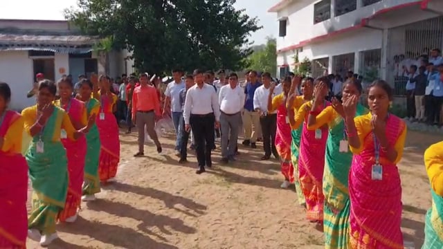 बौंसी के सीएम कॉलेज से जिलाधिकारी अंशुल कुमार के द्वारा मतदाताओं को जागरूक करने के लिए स्वीप अभियान कार्यक्रम चलाया गया