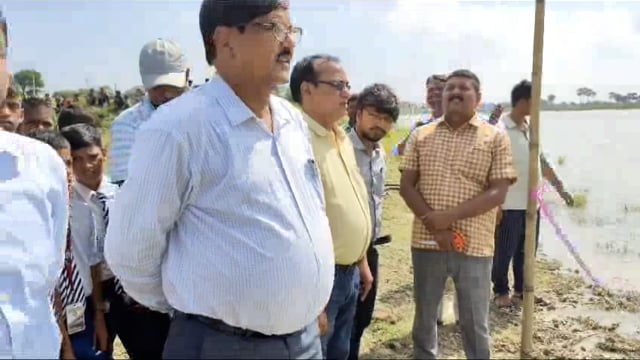 सुरक्षित तैराकी प्रशिक्षण कार्यक्रम में शामिल हुए अपर समाहर्ता 