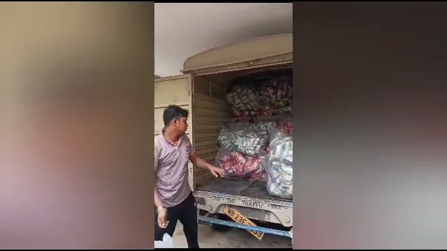 उत्पाद विभाग ने वाहन जांच चलकर बाराहाट थाना क्षेत्र के निमुआ मोड़ समीप से पार्सल वाहन गाड़ी से 45 पेटी शराब जप्त किया