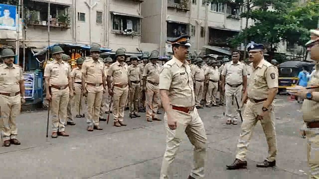 मानखुर्द पोलिस ने निकाला रूठ मार्च सामिल हुऐ उप आयुक्त हेमराज सिंह राजपूत zone 6 