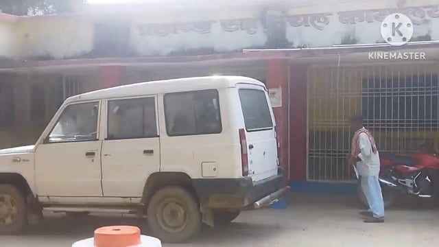 डेंगू के बढ़ते प्रभाव की रोकथाम हेतु बीडियो फुल्लीडुमर ने चिकित्सा पदाधिकारी के साथ की बैठक