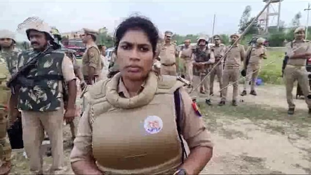 औरैया मुख्यालय काकोरी मैदान एसपी के नेतृत्व में हुआ बलवा ड्रिलअभ्यास 