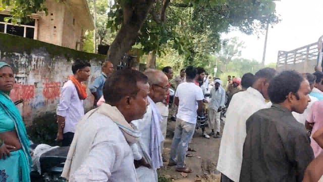 भेटुआ  ग्राम सभा में 30 वर्षीय युवक ने लगाया फासी@ पूरा मामला ग्राम सभा भेटुआ  का है-हादशा