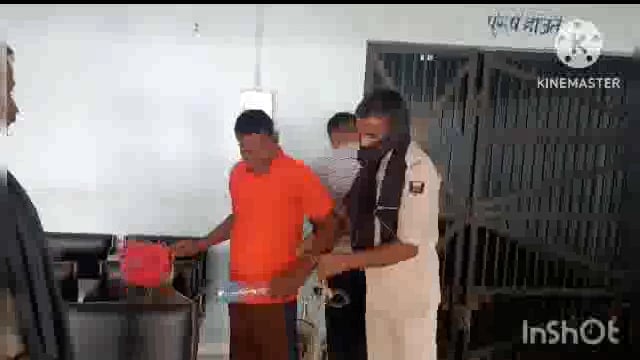 सूर्यगढ़ा -ट्रैक्टर चोरी के आरोप में एक युवक को गिरफ्तार कर पुलिस हिरासत में भेजा गया लखीसराय जेल।