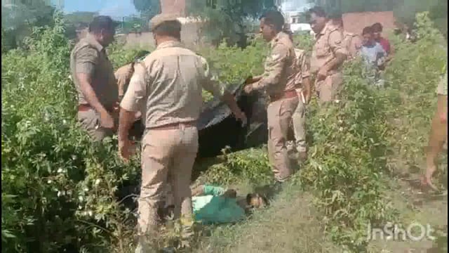 सोंख के सोनगाँव मे 22 वर्षीय युवक का शव मिलने से फैली सनसनी, पुलिस ने शव को पोस्टमार्टम के लिये भेजा।