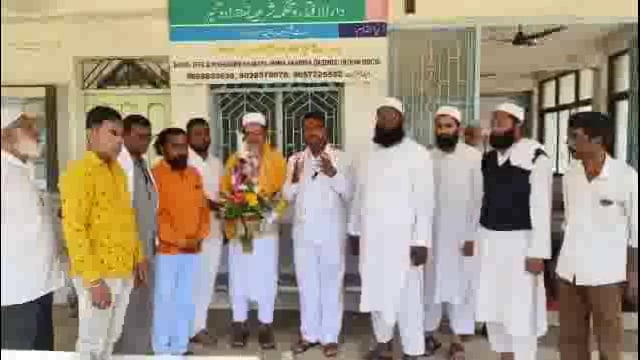 शमसुल हक्क कारी यांची मुस्लिम धर्मगुरू मराठवाडा अध्यक्षपदी निवड झाल्याबद्दल बहुजन विकास अभियानाने केला सत्कार