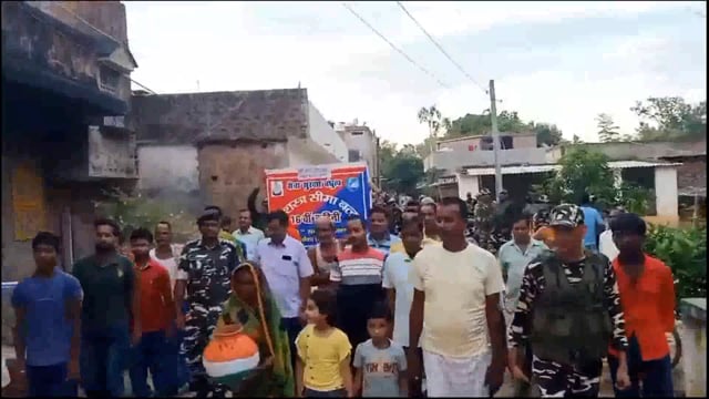 मेरी माटी मेरा देश कार्यक्रम के तहत सशस्त्र बलों ने अमृत कलश यात्रा निकाली