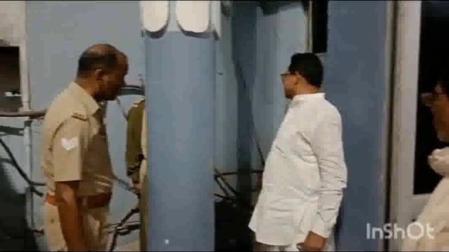 थोली प्याऊ के समीप होटल मुस्कान में शॉर्ट सर्किट के चलते पावर हाउस मैनेजमेंट में लगी आग बड़ा हादसा टला
