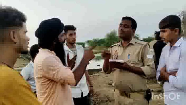 उधर गौशाला की दुर्दशा मौके पर पहुंची गोरक्षा टीम व प्रशासनिक अधिकारी