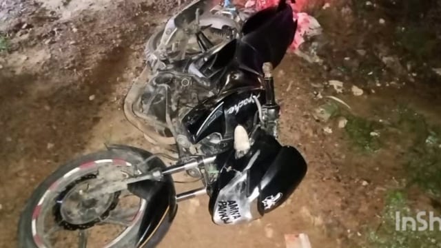 वृंदावन पुलिस और स्पेशल ऑपरेशन ग्रुप ने संयुक्त कार्रवाई में लूट के आरोपी को मुठभेड़ के बाद घायल अवस्था में धर दबोचा