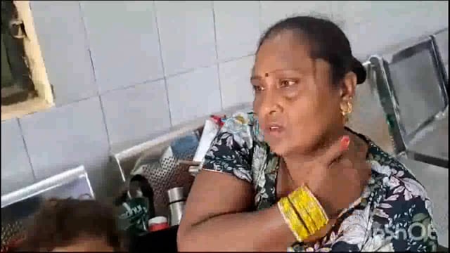 राधाअष्ठमी पर राधारानी मंदिर मे दो श्रधांलुओं की दम घुटने से हुई मौत, वहीं प्रशासन के अनुसार बीमारी के चलते हुये हादसा।