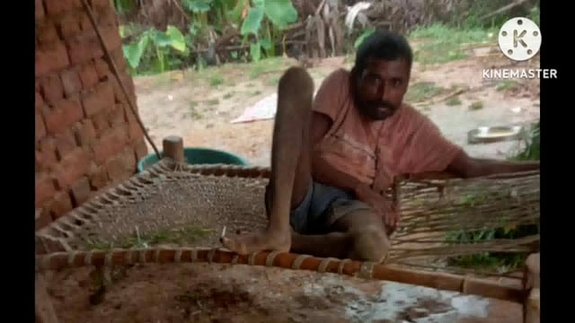 बदलाचक गांव के खाताधारक में सीएसपी संचालक पर ज्यादा रुपए निकालने का लगाया आरोप, वरीय पदाधिकारी को दिया आवेदन