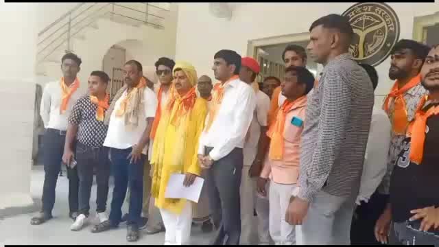 बरसाना में हुए हादसे पर दिनेश शर्मा का बयान नहीं था भीड़ का दबाव