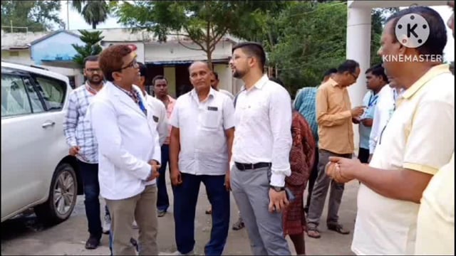 जिला पदाधिकारी ने सामुदायिक स्वास्थ्य केंद्र का किया निरीक्षण; दिए आवश्यक दिशा निर्देश