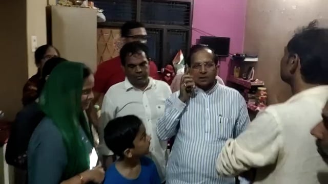 चिकित्सक हत्याकांड में मृतक के घर पहुंचे सदर विधायक राज प्रसाद उपाध्याय