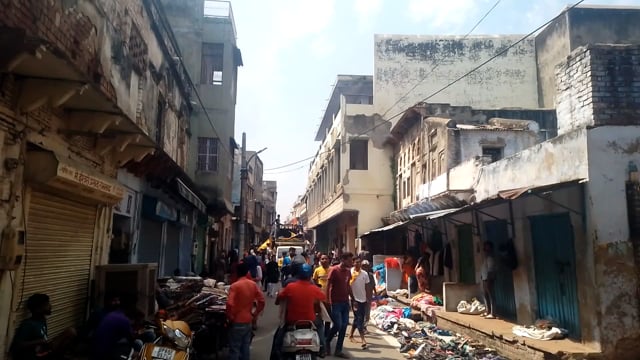 बाबा श्याम के दरबार में झांकी का किया गया प्रबंध बर्फ खाने वाली गली सर की मंडी से लेकर हिंग की मंडी बाबा श्याम के दरबार 