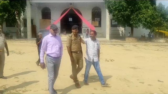 कानपुर देहात मुक्ता देवी मंदिर मूसानगर में बुढ़वा मंगल को होने वाली भीड़ को देखते हुए किया गया निरीक्षण