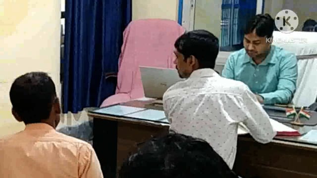 प्रखंड विकास पदाधिकारी ने आवास सहायकों के साथ की बैठक