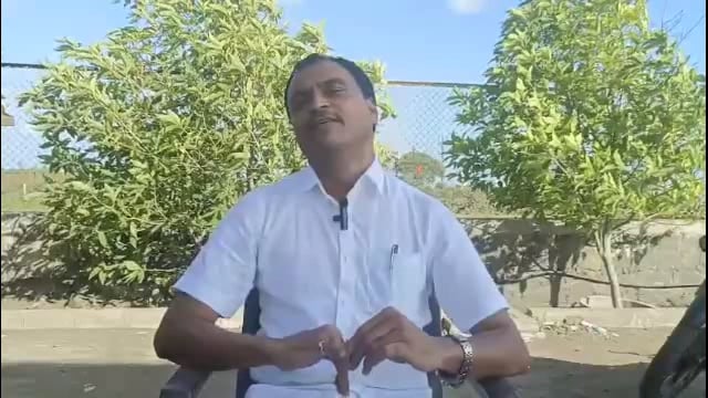 उंटावर बसून शेळ्या राखण्याच नगरपालिका प्रशासनाच काम,काँग्रेसचे तालुका अध्यक्ष कल्याण पाटील