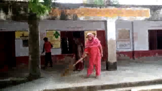 1 अक्टूबर से प्रारंभ हुआ स्वच्छता अभियान: गांव गांव हुई सफाई, लिया स्वछता का संकल्प